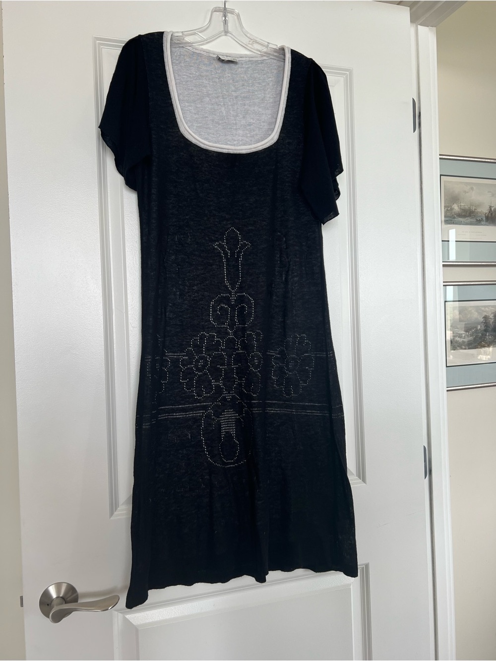 Vakko Black Short Sleeve Dress with White Trim in soft fabric
